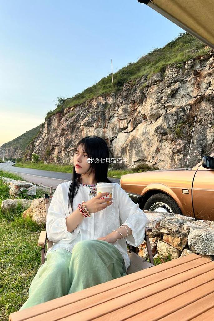 在苹果或安卓设备上下载万篇长征 - 黑料不打烊 668.su的app，无缝浏览所有网页