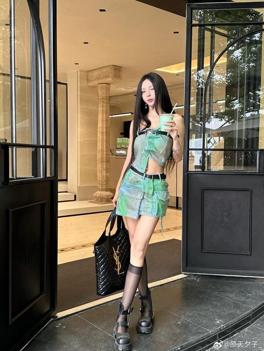 用手机搜索热门吃瓜51大瓜，打开网址即可了解最新动态